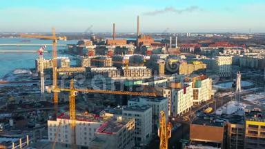芬兰赫尔辛基<strong>高楼大厦</strong>和工厂的鸟瞰图